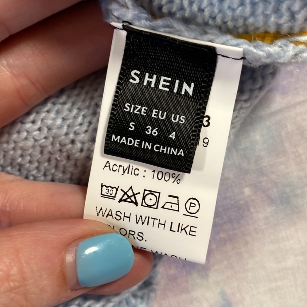 Shein • Adorable Patchwork Cropped Sweater - Picture 7 of 14